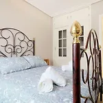 Duque De Hornachuelos, Parking En Pleno Centro *