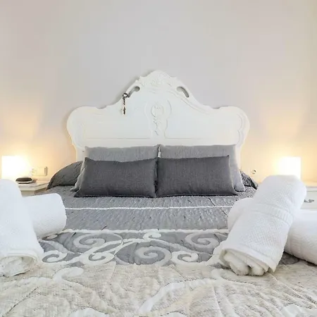 Apartamento Duque De Hornachuelos, Parking En Pleno Centro *