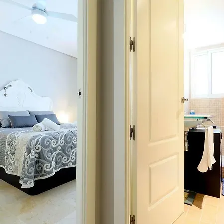 Apartamento Duque De Hornachuelos, Parking En Pleno Centro