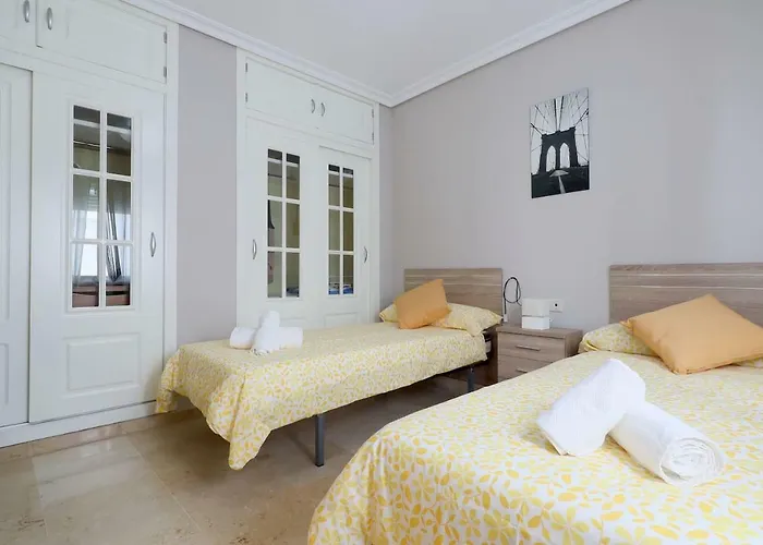 Apartamento Duque De Hornachuelos, Parking En Pleno Centro *