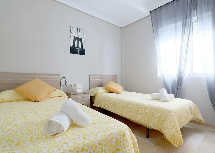 Duque De Hornachuelos, Parking En Pleno Centro * Córdova