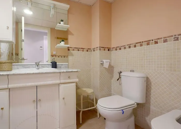 Duque De Hornachuelos, Parking En Pleno Centro Córdova